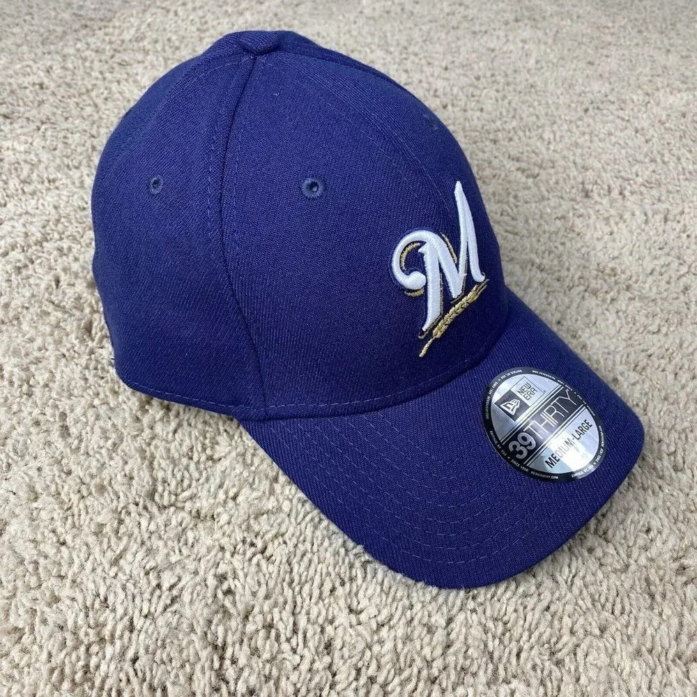 New Era Milwaukee Brewers MLB Hat Team Classic 39THIRTY Medium/Large‎ Blue Cap